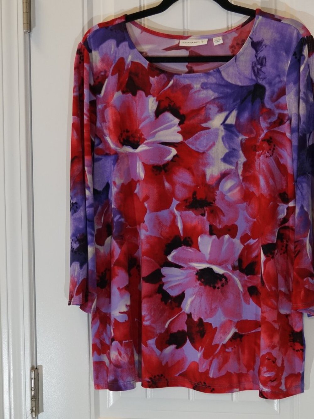 Susan Graver Liquid Knit Printed Top w/Split Sleeve Button Detail Size L